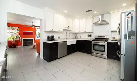 Kitchen - 935 E Oregon Ave, Phoenix, AZ 85014 photo 5 of 5