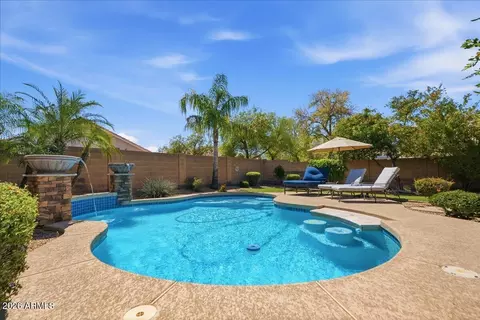Exterior - 2249 E Soft Wind Dr, Phoenix, AZ 85024 photo 6 of 9