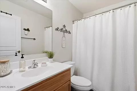 Bath - 2249 E Soft Wind Dr, Phoenix, AZ 85024 photo 1 of 4