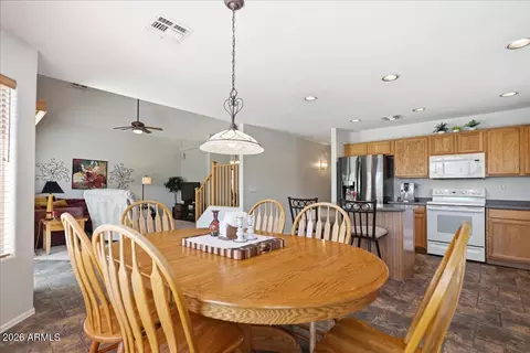 Dining - 2249 E Soft Wind Dr, Phoenix, AZ 85024 photo 3 of 3