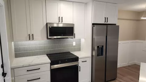14043 N Palm Ridge Dr, Sun City, AZ 85351