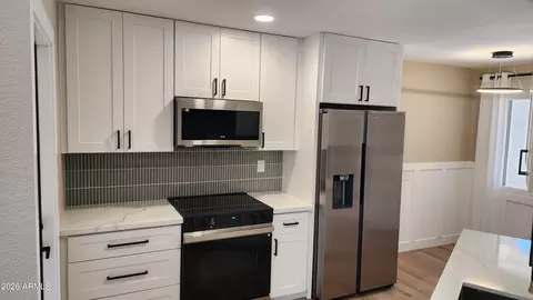 14043 N Palm Ridge Dr, Sun City, AZ 85351