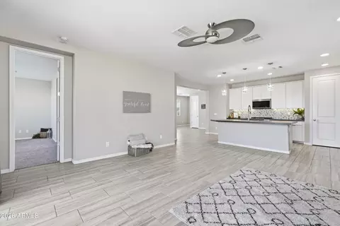 2840 E Sunland Ave, Phoenix, AZ 85040 photo 13