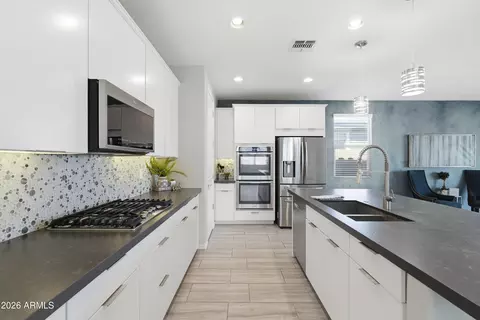2840 E Sunland Ave, Phoenix, AZ 85040 photo 11