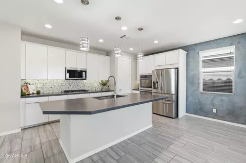 2840 E Sunland Ave, Phoenix, AZ 85040 photo 6