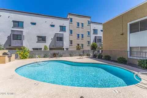 Exterior - 1014 E Spence Ave #208, Tempe, AZ 85281 photo 5 of 6