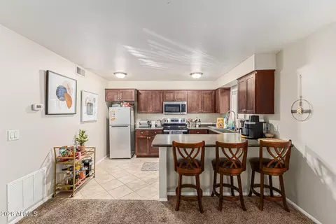 Kitchen - 1014 E Spence Ave #208, Tempe, AZ 85281 photo 2 of 5