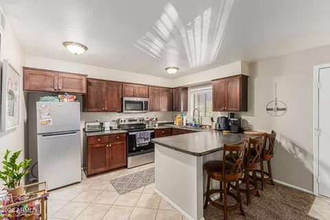 Kitchen - 1014 E Spence Ave #208, Tempe, AZ 85281 photo 1 of 5