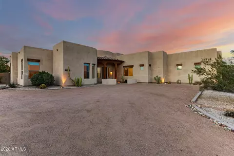10034 E Indigo St, Mesa, AZ 85207