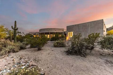 Exterior - 10034 E Indigo St, Mesa, AZ 85207 photo 5 of 5