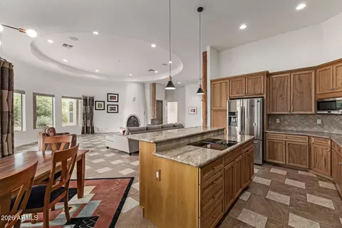 Kitchen - 10034 E Indigo St, Mesa, AZ 85207 photo 2 of 2