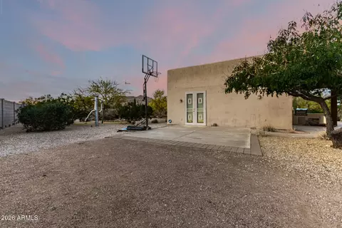 Exterior - 10034 E Indigo St, Mesa, AZ 85207 photo 4 of 5