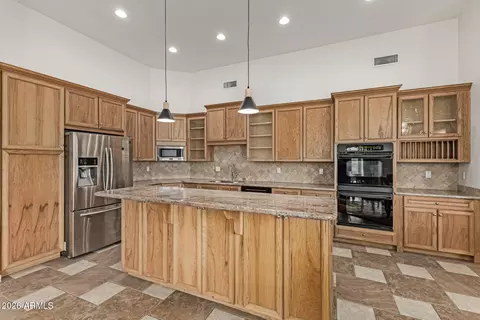 Kitchen - 10034 E Indigo St, Mesa, AZ 85207 photo 1 of 2