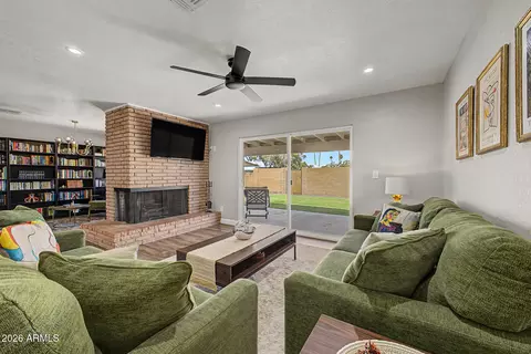 Living - 236 E Minton Dr, Tempe, AZ 85282 photo 2 of 3