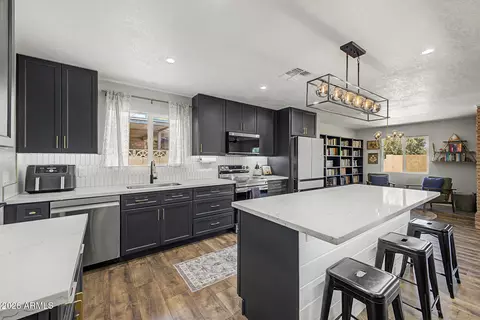 Kitchen - 236 E Minton Dr, Tempe, AZ 85282 photo 2 of 3