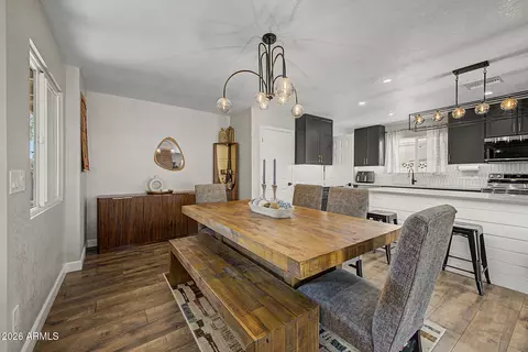 Dining - 236 E Minton Dr, Tempe, AZ 85282 photo 1 of 2