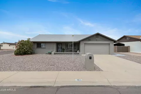 1916 W 15th Ave, Apache Junction, AZ 85120