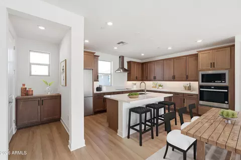 2121 W Sonoran Desert Dr #115, Phoenix, AZ 85085
