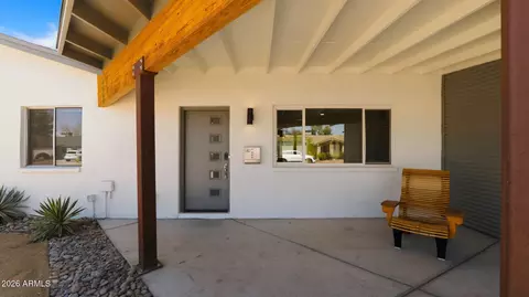 Exterior - 2839 E Sierra St, Phoenix, AZ 85028 photo 4 of 16