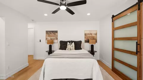 Bedroom - 2839 E Sierra St, Phoenix, AZ 85028 photo 1 of 4