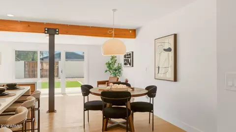 Dining - 2839 E Sierra St, Phoenix, AZ 85028 photo 1 of 2