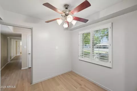 4902 E Osborn Rd, Phoenix, AZ 85018 photo 11