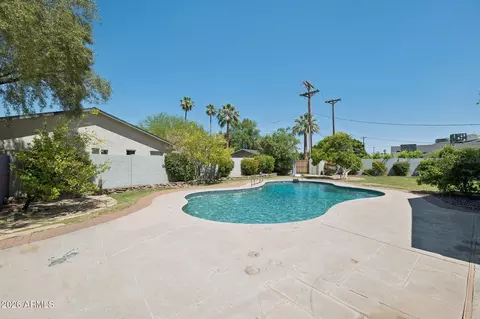 4902 E Osborn Rd, Phoenix, AZ 85018 photo 32