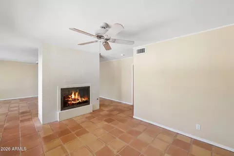 4902 E Osborn Rd, Phoenix, AZ 85018 photo 9