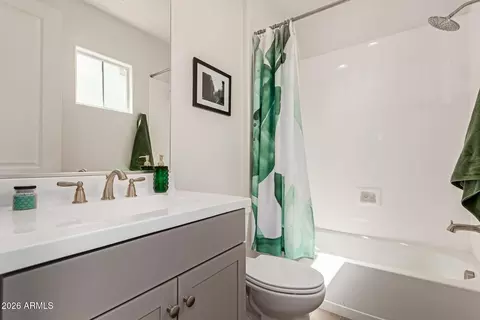 Bath - 3746 Earll Dr, Phoenix, AZ 85018 photo 3 of 5