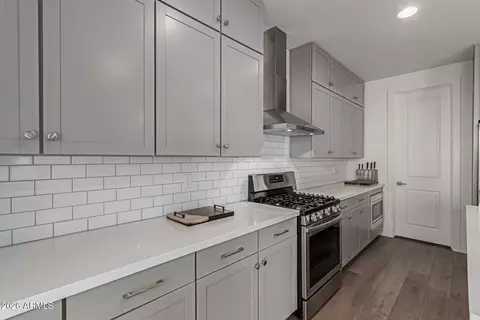 Kitchen - 3746 Earll Dr, Phoenix, AZ 85018 photo 4 of 4