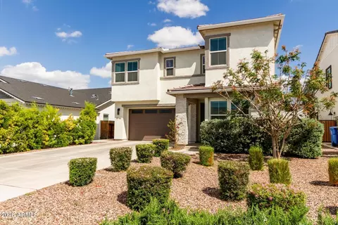 Exterior - 3746 Earll Dr, Phoenix, AZ 85018 photo 6 of 7