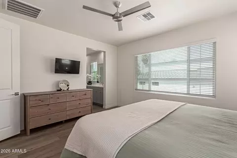 Bedroom - 3746 Earll Dr, Phoenix, AZ 85018 photo 4 of 7