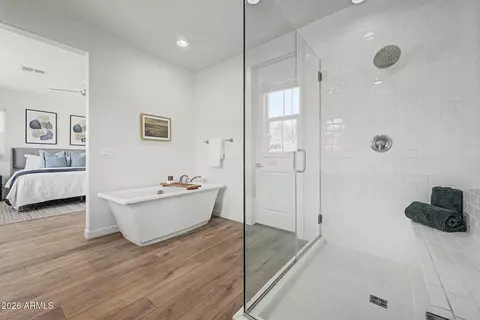 Bath - 3746 Earll Dr, Phoenix, AZ 85018 photo 1 of 3