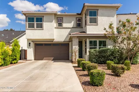 3746 Earll Dr, Phoenix, AZ 85018