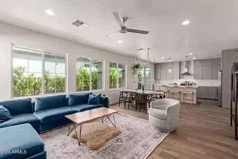 Living - 3746 Earll Dr, Phoenix, AZ 85018 photo 2 of 2