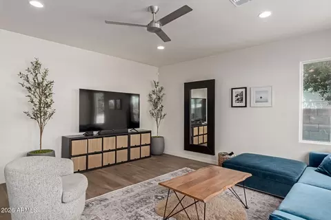 Living - 3746 Earll Dr, Phoenix, AZ 85018 photo 1 of 2