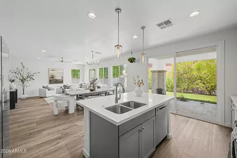 Kitchen - 3746 Earll Dr, Phoenix, AZ 85018 photo 3 of 3
