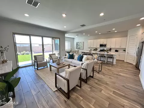 9321 W Sells Dr, Phoenix, AZ 85037