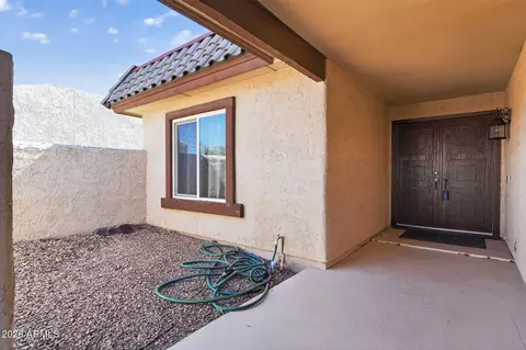 11609 S Maze Ct, Phoenix, AZ 85044