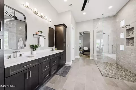 Bath - 4040 E Mclellan Rd #16, Mesa, AZ 85205 photo 1 of 8