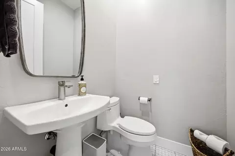 Bath - 4040 E Mclellan Rd #16, Mesa, AZ 85205 photo 6 of 8