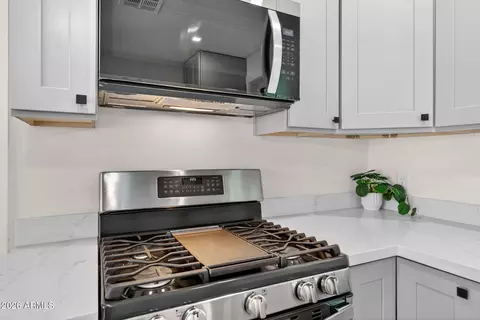 Kitchen - 1324 E Hall St, Tempe, AZ 85281 photo 10 of 11