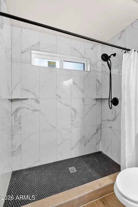 Bath - 1324 E Hall St, Tempe, AZ 85281 photo 5 of 5