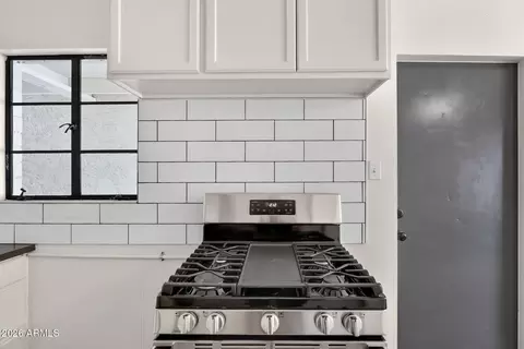 Kitchen - 1324 E Hall St, Tempe, AZ 85281 photo 5 of 11