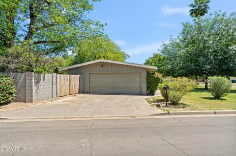 Exterior - 1022 W Las Palmaritas Dr, Phoenix, AZ 85021 photo 9 of 9