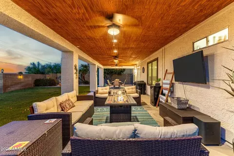 Exterior - 1514 E Le Marche Ave, Phoenix, AZ 85022 photo 3 of 8