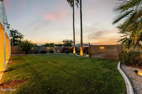 Exterior - 1514 E Le Marche Ave, Phoenix, AZ 85022 photo 7 of 8