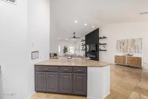 Entry Way - 1514 E Le Marche Ave, Phoenix, AZ 85022 photo 1 of 1