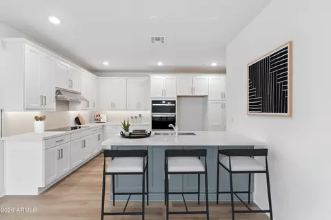 2121 W Sonoran Desert Dr #67, Phoenix, AZ 85085