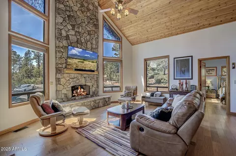 Living - 4037 W Sage Ct, Pine, AZ 85544 photo 2 of 5